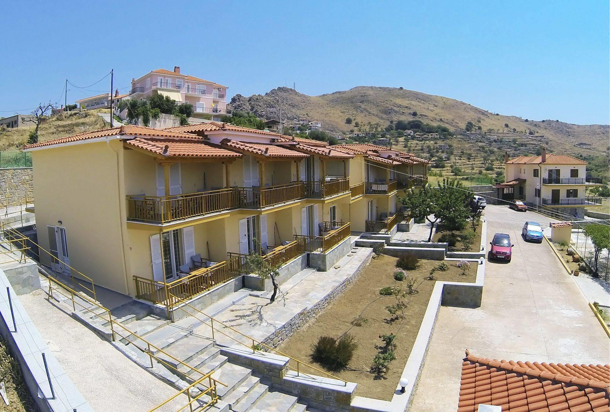 Panorama Plati Aparthotel Buitenkant foto